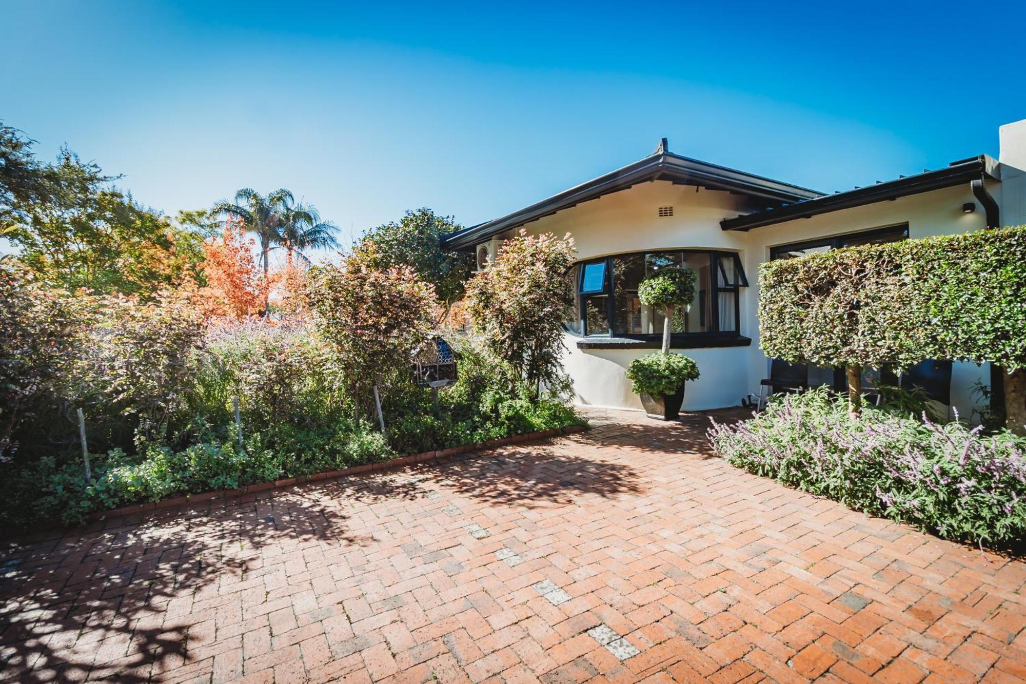 Acorn Guest House George Exterior photo