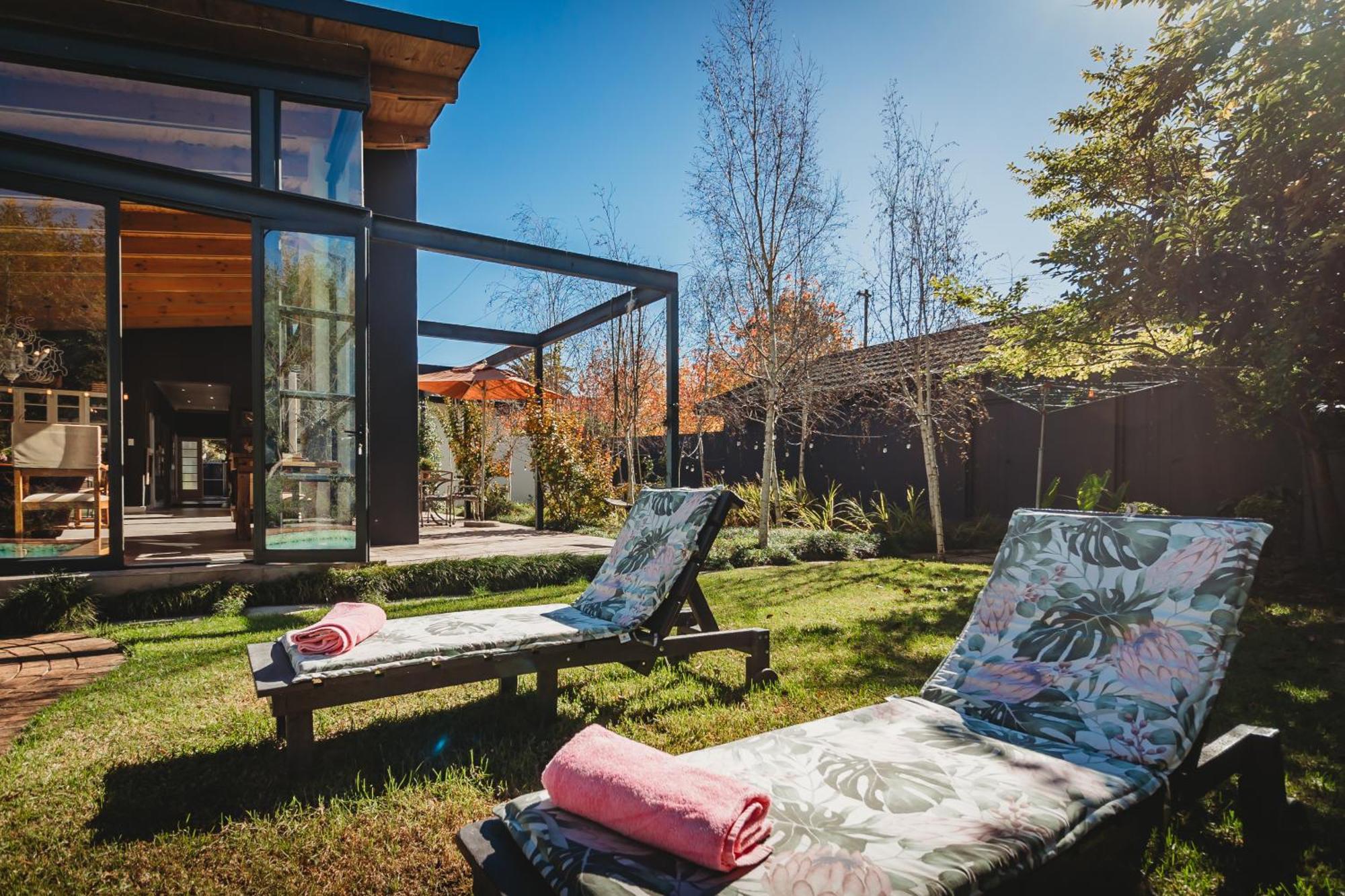 Acorn Guest House George Exterior photo